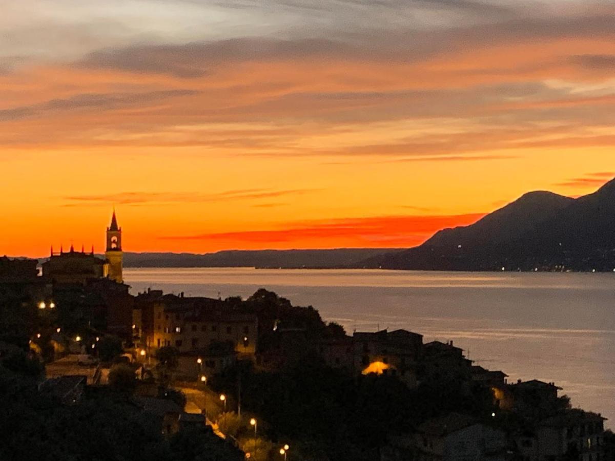 View Garda Lake Brenzone sul Garda Dış mekan fotoğraf